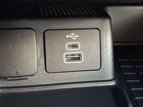 Used 2025 Ford Bronco Sport Outer Banks w/ Outer Banks Tech Package+ AWD/4WD image 25