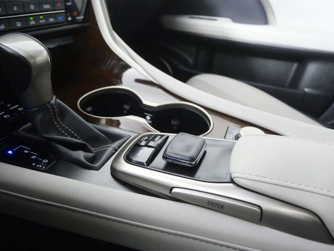 Used 2019 Lexus RX 350 FWD w/ Navigation Package image 26