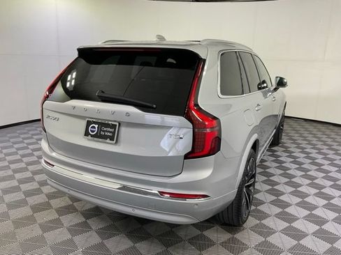 Certified 2025 Volvo XC90 T8 Ultra AWD/4WD image 7