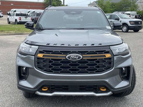 New 2026 Ford Explorer Tremor AWD/4WD image 8