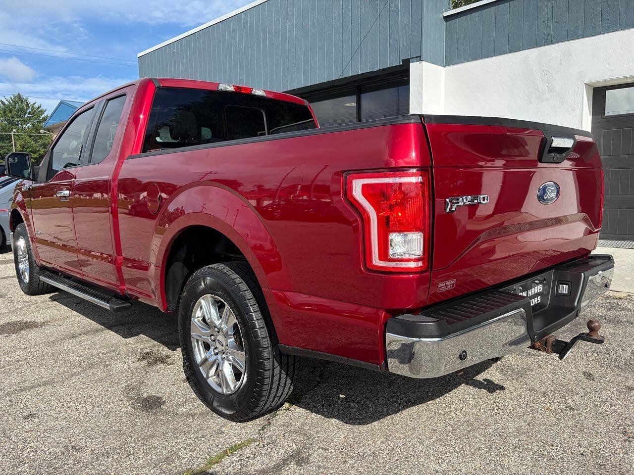 Used 2016 Ford F150 XLT w/ Equipment Group 302A Luxury RWD image 10