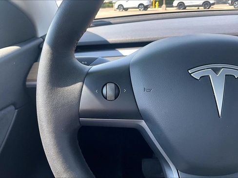 Used 2020 Tesla Model Y Long Range AWD/4WD image 18