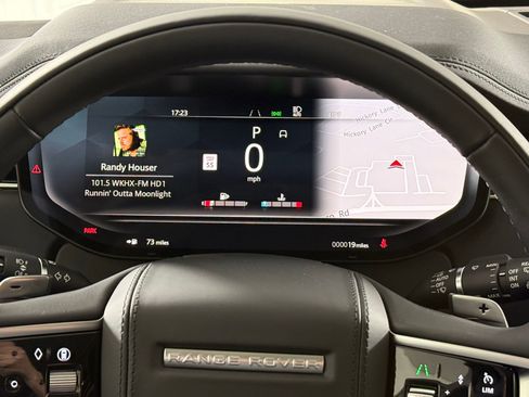 New 2026 Land Rover Range Rover Long Wheelbase SE image 17