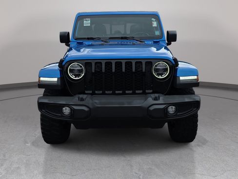 Used 2022 Jeep Gladiator Sport AWD/4WD image 2