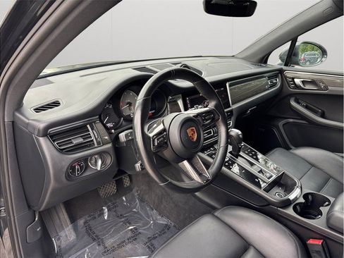 Used 2022 Porsche Macan S AWD/4WD image 6