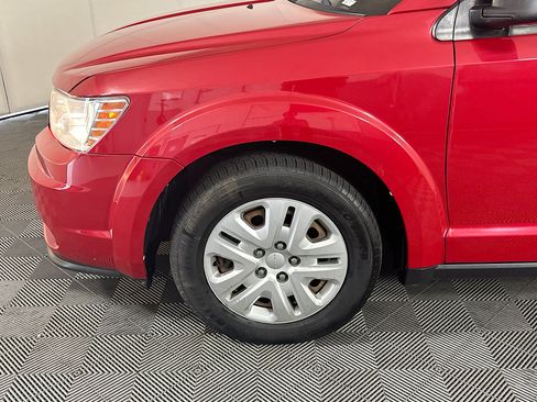 Used 2019 Dodge Journey SE FWD image 11