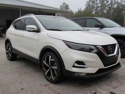 Used 2021 Nissan Rogue Sport SL w/ Premium Package