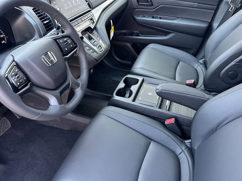 New 2026 Honda Odyssey EX-L image 9