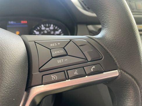 Used 2020 Nissan Rogue Sport SV AWD/4WD image 11