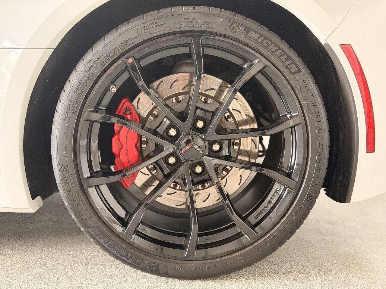 Used 2017 Chevrolet Corvette Grand Sport RWD image 35