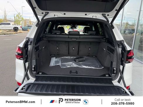 New 2026 BMW X5 xDrive40i AWD/4WD image 11