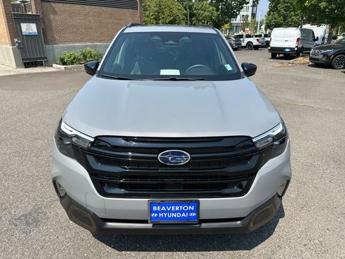 Used 2025 Subaru Forester Sport AWD/4WD image 9