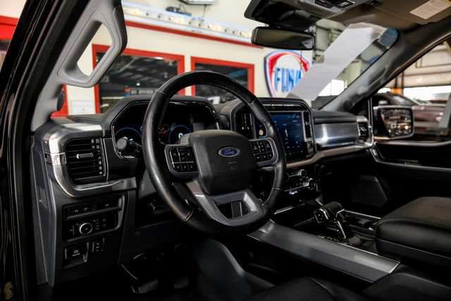 Used 2023 Ford F150 Lariat w/ FX4 Off-Road Package AWD/4WD image 5