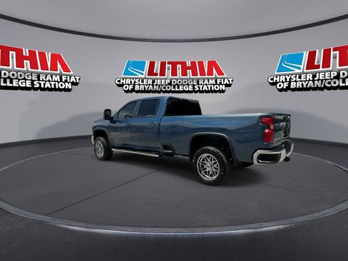 Used 2025 Chevrolet Silverado 3500 LT AWD/4WD image 6