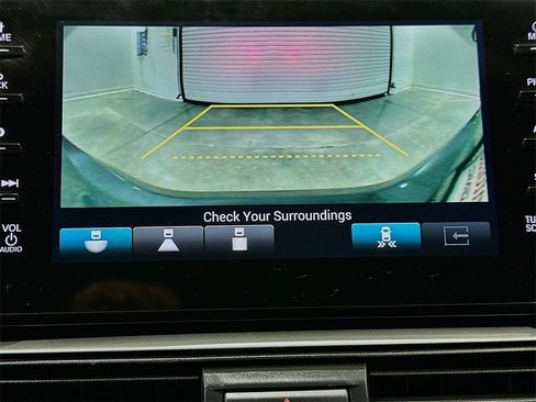 Used 2020 Honda Accord Touring image 14