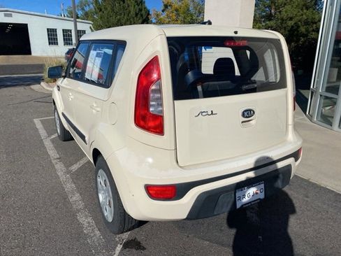 Used 2013 Kia Soul image 9