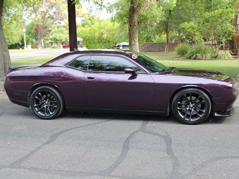 Used 2021 Dodge Challenger R/T Scat Pack w/ Driver Convenience Group image 3