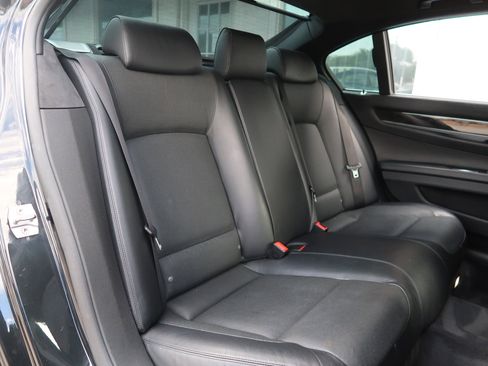 Used 2015 BMW 750Li image 44