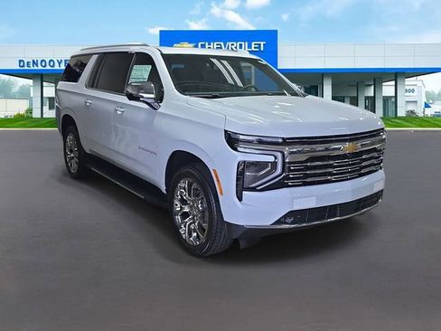 New 2026 Chevrolet Suburban Premier AWD/4WD image 4