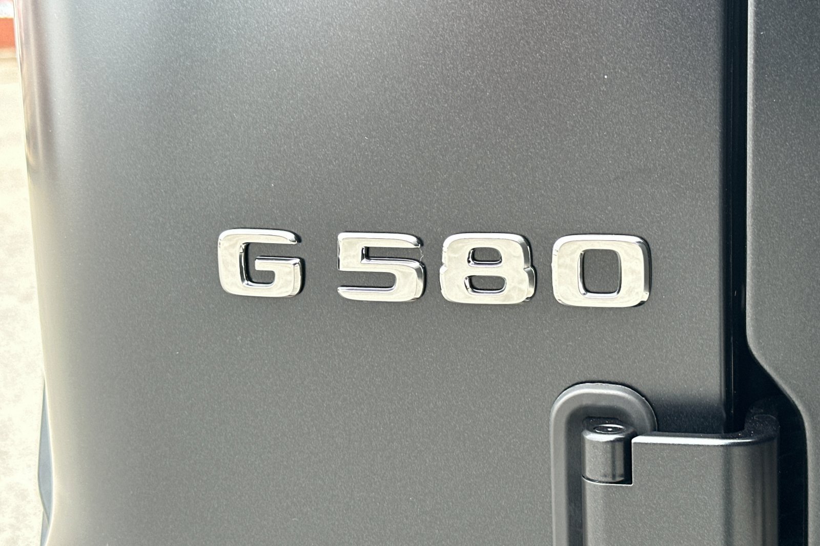 New 2027 Mercedes-Benz G 580 e image 27