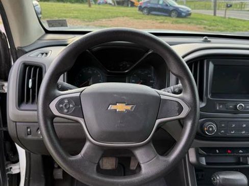 Used 2020 Chevrolet Colorado W/T w/ WT Convenience Package RWD image 16