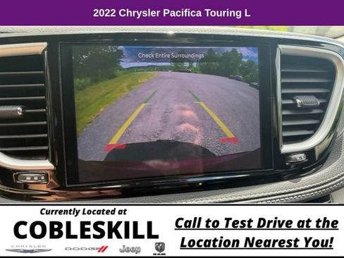 Used 2022 Chrysler Pacifica Touring-L AWD/4WD image 20