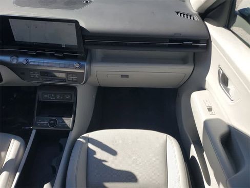 Used 2024 Hyundai Kona Limited image 15