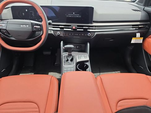 New 2026 Kia Sportage SX FWD image 15