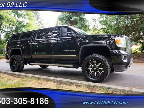 Used 2015 GMC Sierra 2500 Denali w/ Duramax Plus Package AWD/4WD image 7