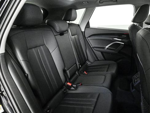 Certified 2025 Audi Q5 Premium w/ Premium Plus AWD/4WD image 21
