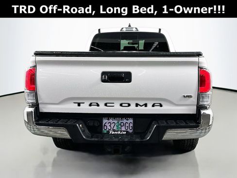 Used 2023 Toyota Tacoma TRD Off-Road image 7