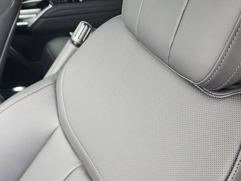 New 2025 Land Rover Range Rover SE image 10