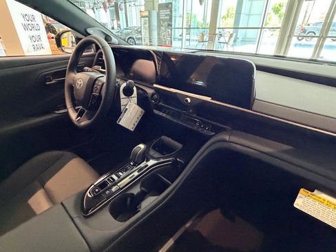 New 2026 Toyota Crown Signia AWD/4WD image 12