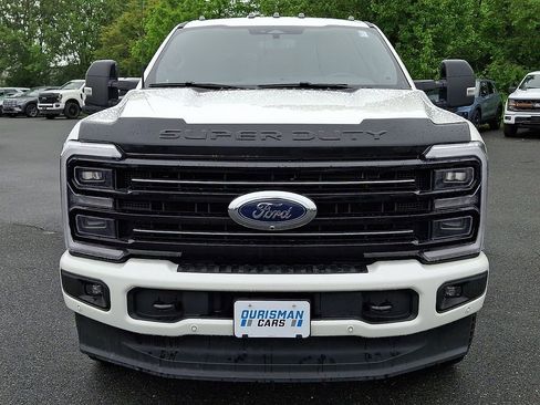 Used 2025 Ford F250 Platinum AWD/4WD image 2