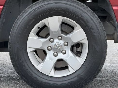 Used 2020 RAM 1500 Big Horn RWD image 3