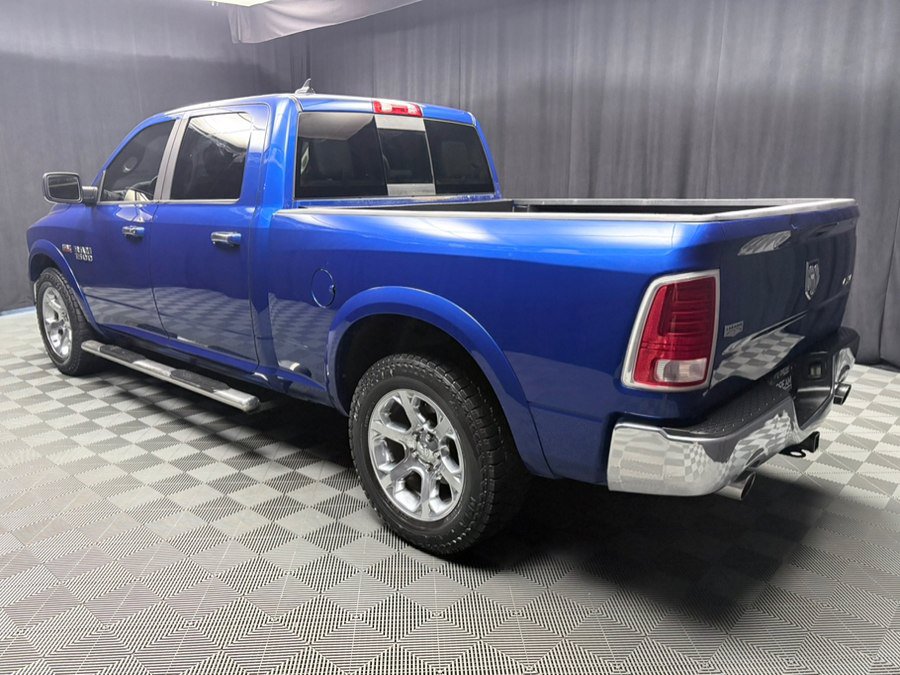 Used 2015 RAM 1500 Laramie w/ Convenience Group AWD/4WD image 3
