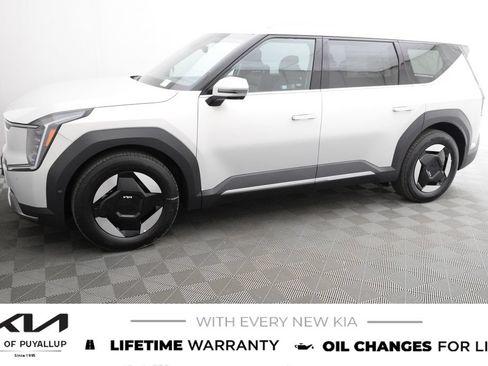 New 2026 Kia EV9 Wind AWD/4WD image 8