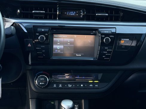 Used 2016 Toyota Corolla CE image 23