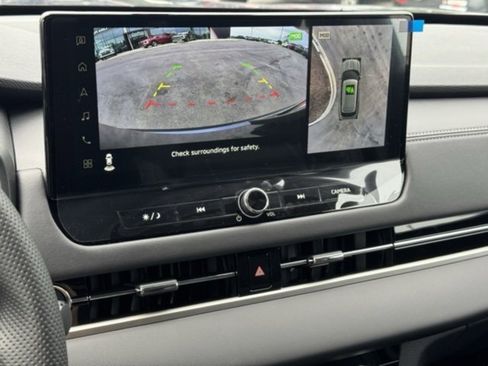 New 2025 Mitsubishi Outlander SEL image 27