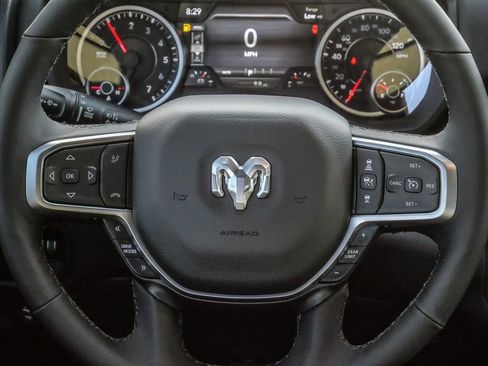 New 2026 RAM 1500 4x4 Crew Cab image 25