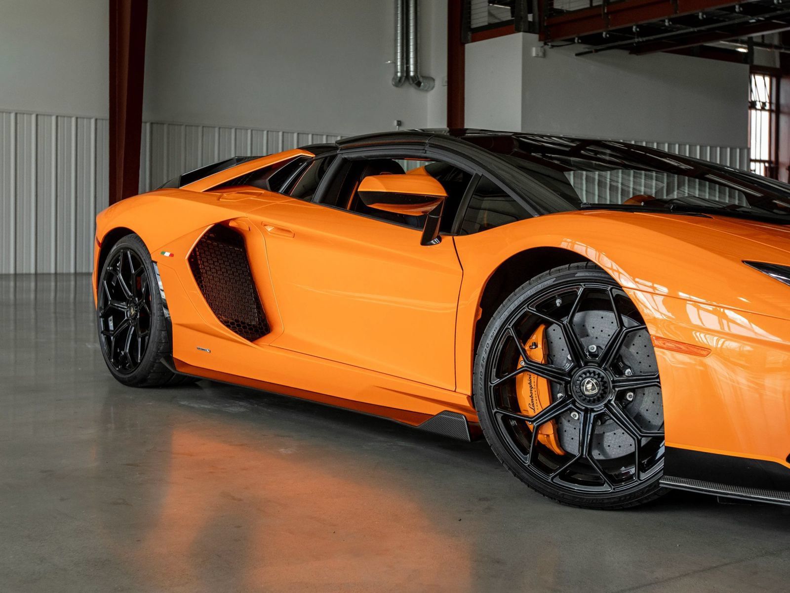 Used 2022 Lamborghini Aventador LP 780-4 Ultimae AWD/4WD image 18