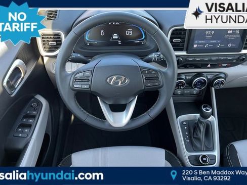 New 2025 Hyundai Venue SEL image 16