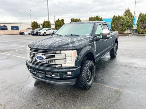 Used 2017 Ford F350 Platinum w/ Platinum Ultimate Package image 3
