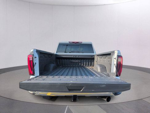 Used 2026 GMC Sierra 2500 SLT w/ SLT Premium Package AWD/4WD image 5