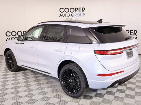 New 2026 Lincoln Corsair Reserve w/ Jet Appearance Package FWD image 23