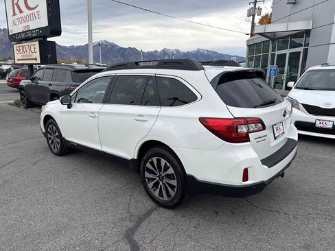 Used 2017 Subaru Outback 3.6R Limited image 8