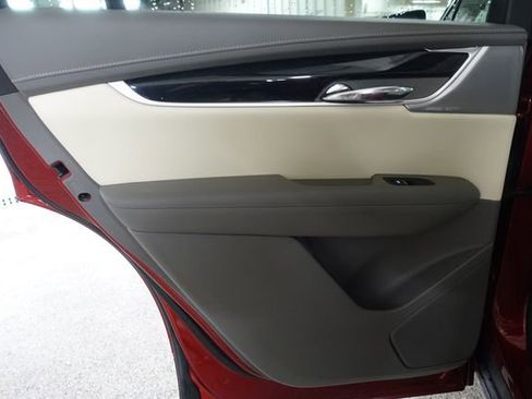 New 2025 Cadillac XT6 Premium Luxury image 19