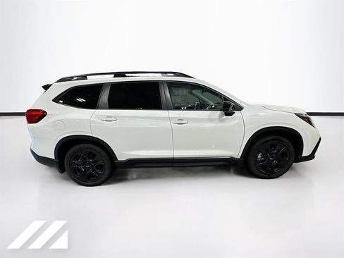Certified 2024 Subaru Ascent Onyx Edition Limited AWD/4WD image 4