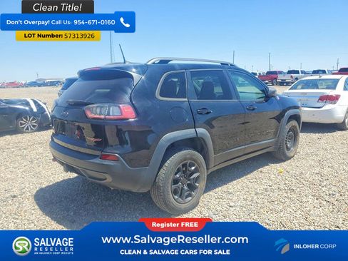 Used 2019 Jeep Cherokee Trailhawk w/ Cold Weather Group AWD/4WD image 4