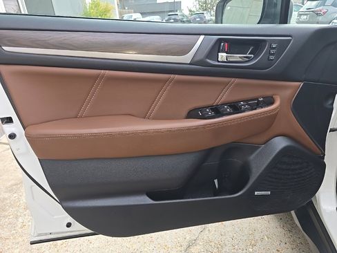 Used 2019 Subaru Outback 3.6R Touring w/ Protection Package #1 image 44